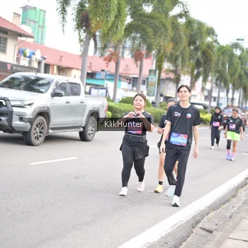 Runner Photo 3997600