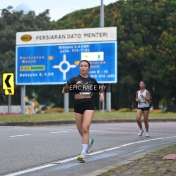 Runner Photo 3997614