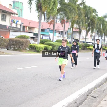 Runner Photo 3997617