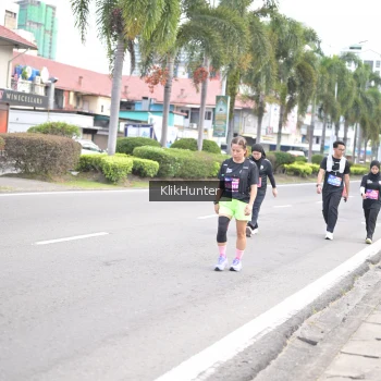 Runner Photo 3997618