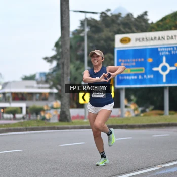 Runner Photo 3997624