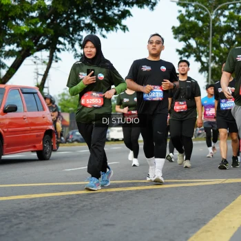Runner Photo 3997632