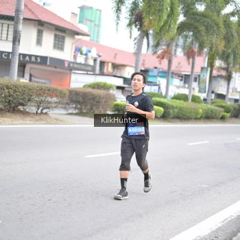 Runner Photo 3997636