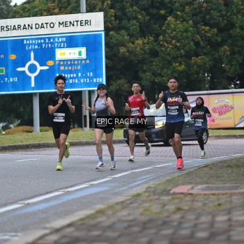 Runner Photo 3997637