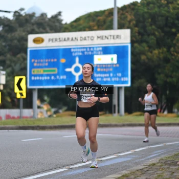Runner Photo 3997648