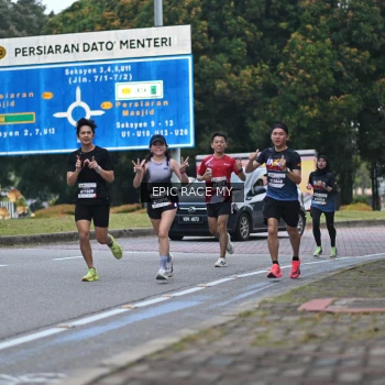 Runner Photo 3997651