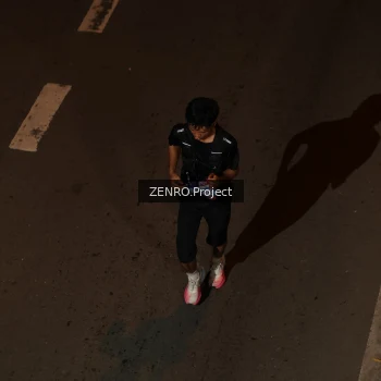 Runner Photo 3997679