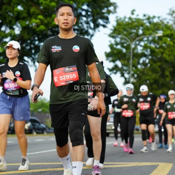 Runner Photo 3997686