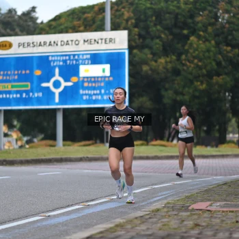 Runner Photo 3997688