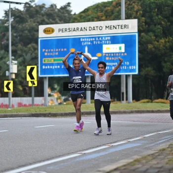 Runner Photo 3997710