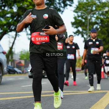 Runner Photo 3997716