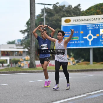 Runner Photo 3997729