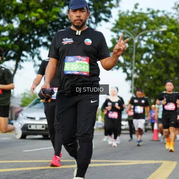 Runner Photo 3997759