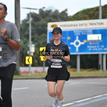 Runner Photo 3997761