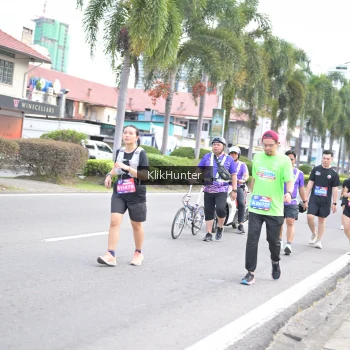 Runner Photo 3997771