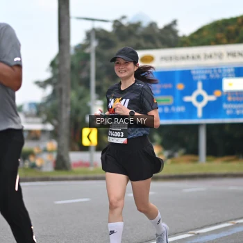 Runner Photo 3997774