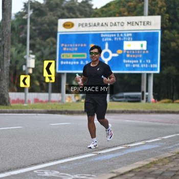 Runner Photo 3997786
