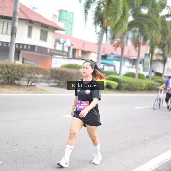 Runner Photo 3997796