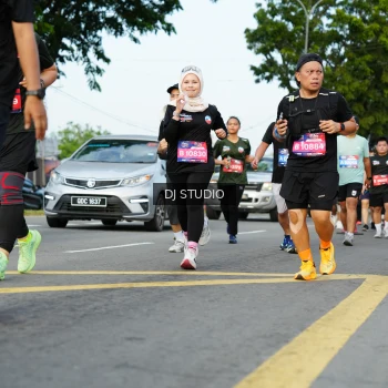 Runner Photo 3997797