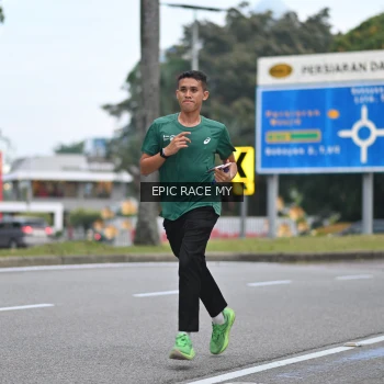 Runner Photo 3997835
