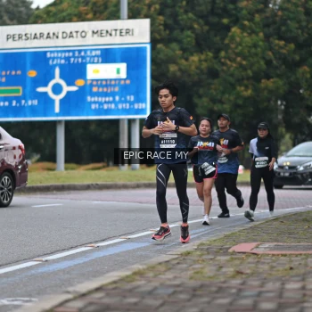 Runner Photo 3997843