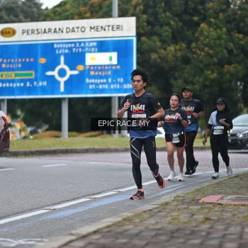 Runner Photo 3997844