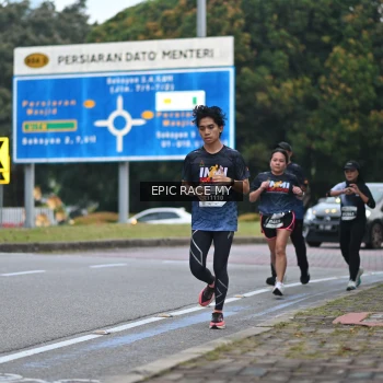 Runner Photo 3997858