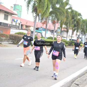 Runner Photo 3997860