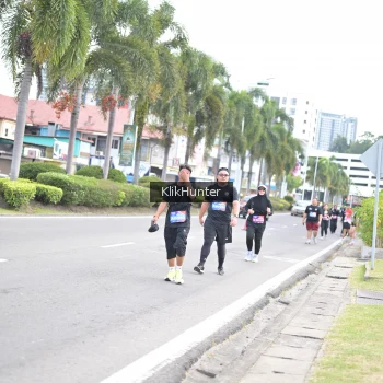 Runner Photo 3997880