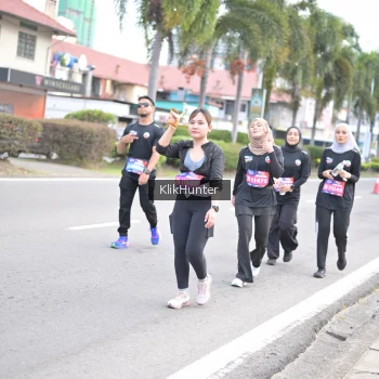 Runner Photo 3997962
