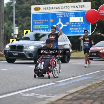 Runner Photo 3997978