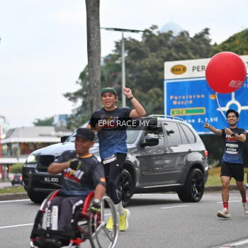 Runner Photo 3997981
