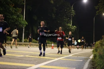 Runner Photo 3998010