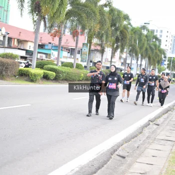 Runner Photo 3998043
