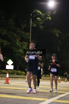 Runner Photo 3998044
