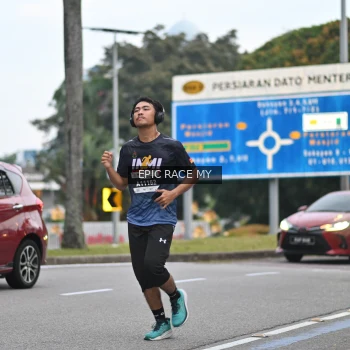 Runner Photo 3998046