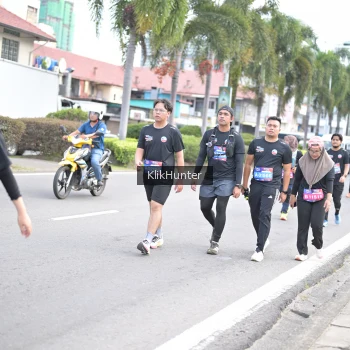 Runner Photo 3998065