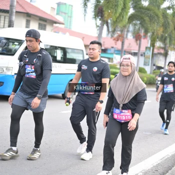 Runner Photo 3998085
