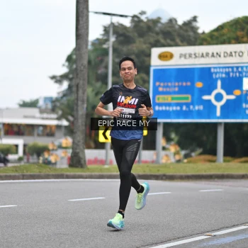 Runner Photo 3998090