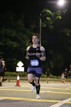Runner Photo 3998130