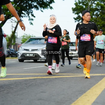 Runner Photo 3998153