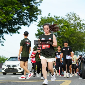 Runner Photo 3998157