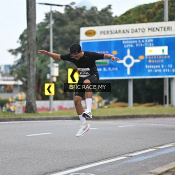 Runner Photo 3998190
