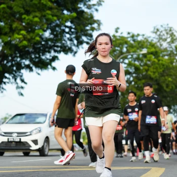 Runner Photo 3998192