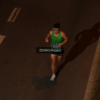 Runner Photo 3998210