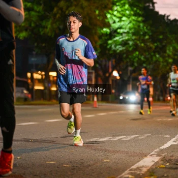 Runner Photo 3998224