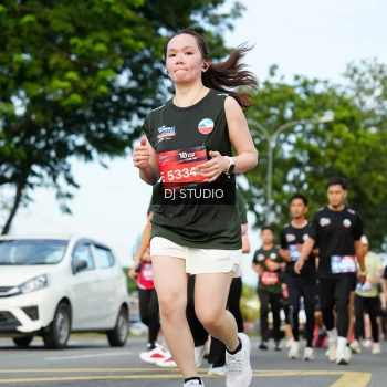 Runner Photo 3998259