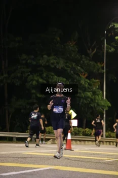 Runner Photo 3998275
