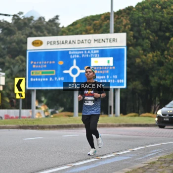 Runner Photo 3998313