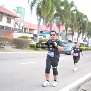 Runner Photo 3998315